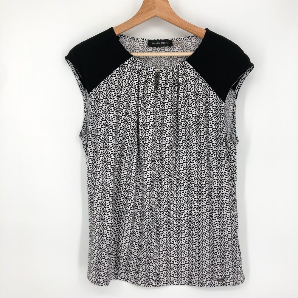 Ivanka Trump Blouse Womens Large Black White Cap‎ Sleeve Keyhole Leaf Print